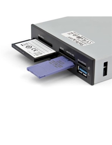StarTech.com Lettore interno di Schede memoria Flash USB 3.0 con supporto UHS-II