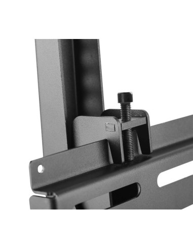 StarTech.com Supporto da Parete per Schermo Triplo - Supporto VESA - Braccio per Menú Panoramico