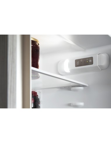 Whirlpool ART 6601 A+ frigorifero con congelatore Da incasso 275 L Acciaio inossidabile