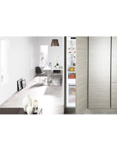 Whirlpool ART 9812 A+ SF frigorifero con congelatore Da incasso 308 L Bianco
