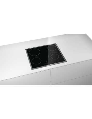 Bosch Serie 4 PKF645B17E piano cottura Nero Da incasso Ceramica 4 Fornello(i)