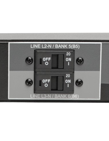 Tripp Lite PDU3XEVSRHWB unità di distribuzione dell'energia (PDU) 30 presa(e) AC 0U Nero