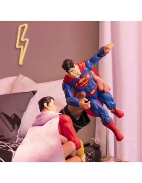 DC Comics | SUPERMAN | Personaggio Superman 30 cm | Personaggio 30 cm con decorazioni originali, mantello e 11 punti di