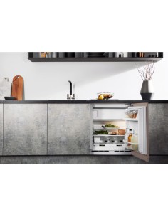 Hotpoint BTSZ 1632 HA 1 frigorifero con congelatore Da incasso 126 L F Acciaio inossidabile 2