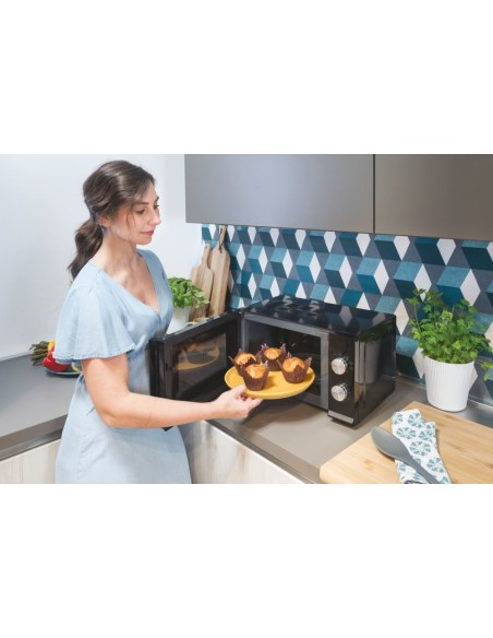 Candy CMW20TNMB Superficie piana Solo microonde 20 L 700 W Nero