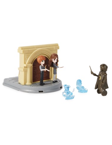 Wizarding World , set Stanza delle Necessità 2 in 1 con 2 bambole articolate e 3 accessori, collezione Harry Potter, giocattoli