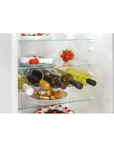 Candy Fresco CBT3518FW Total No Frost frigorifero con congelatore Da incasso 248 L F Bianco