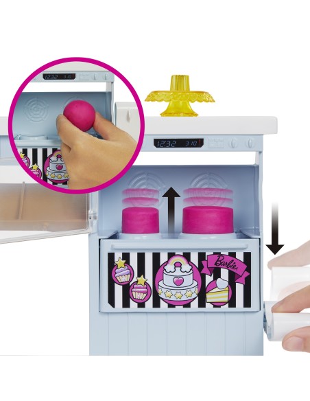 Barbie Pasticceria - Playset con Bambola e Postazione da Pasticceria - Bambola da 30 cm - Oltre 20 Accessori per Dolci - Regalo