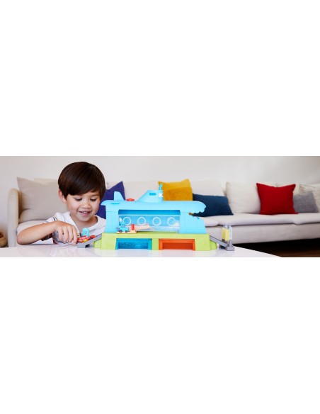 Cars Disney Pixar - Autolavaggio Balena-Sottomarino Cambia Colore playset con Veicolo Cambia Colore, Giocattolo per Bambini 4+